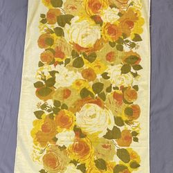 Cannon Monticello Towel Yellow Cabbage Rose Floral Pattern Fringed Edges