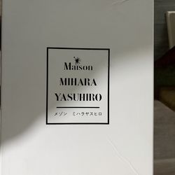 Mason Mihara  Size 43