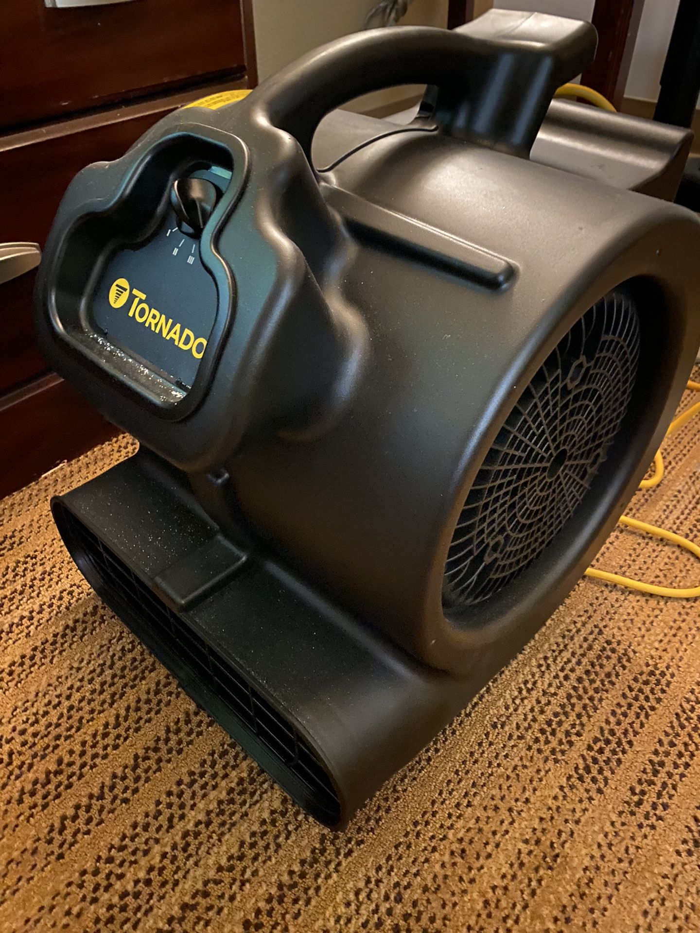 Tornado Floor Blower