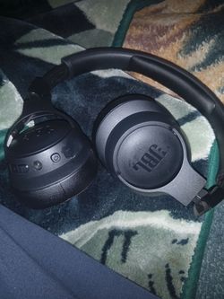 JBL headphones Bluetooth n cable no charger only Cable