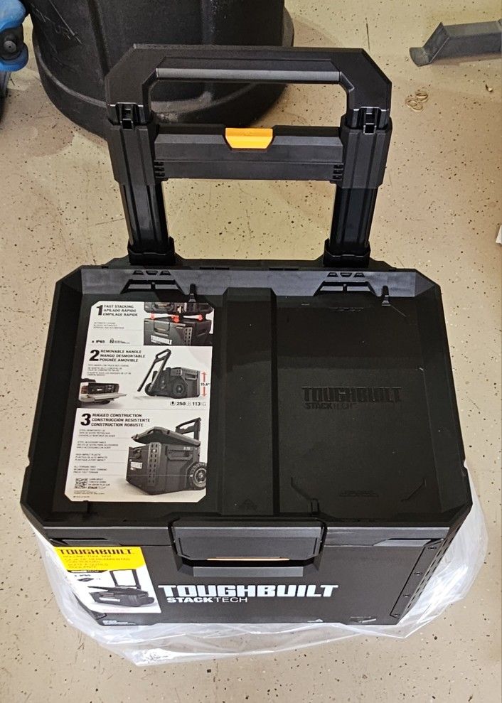 Toughbuilt Stacktech Rolling Tool Box