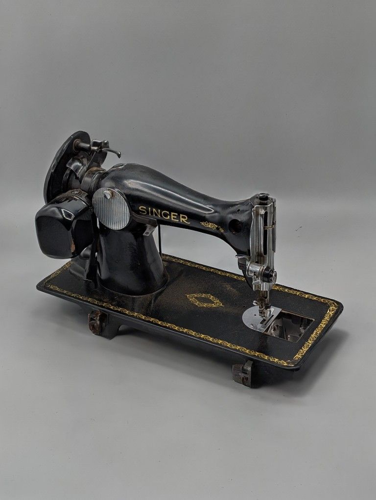 Vintage Singer Sewing Machine