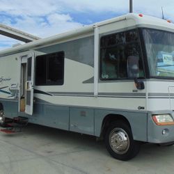 2004 Itaska Suncruiser