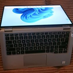 Touchscreen Dell Latitude 2 In 1 Laptop Windows 11 Professional 