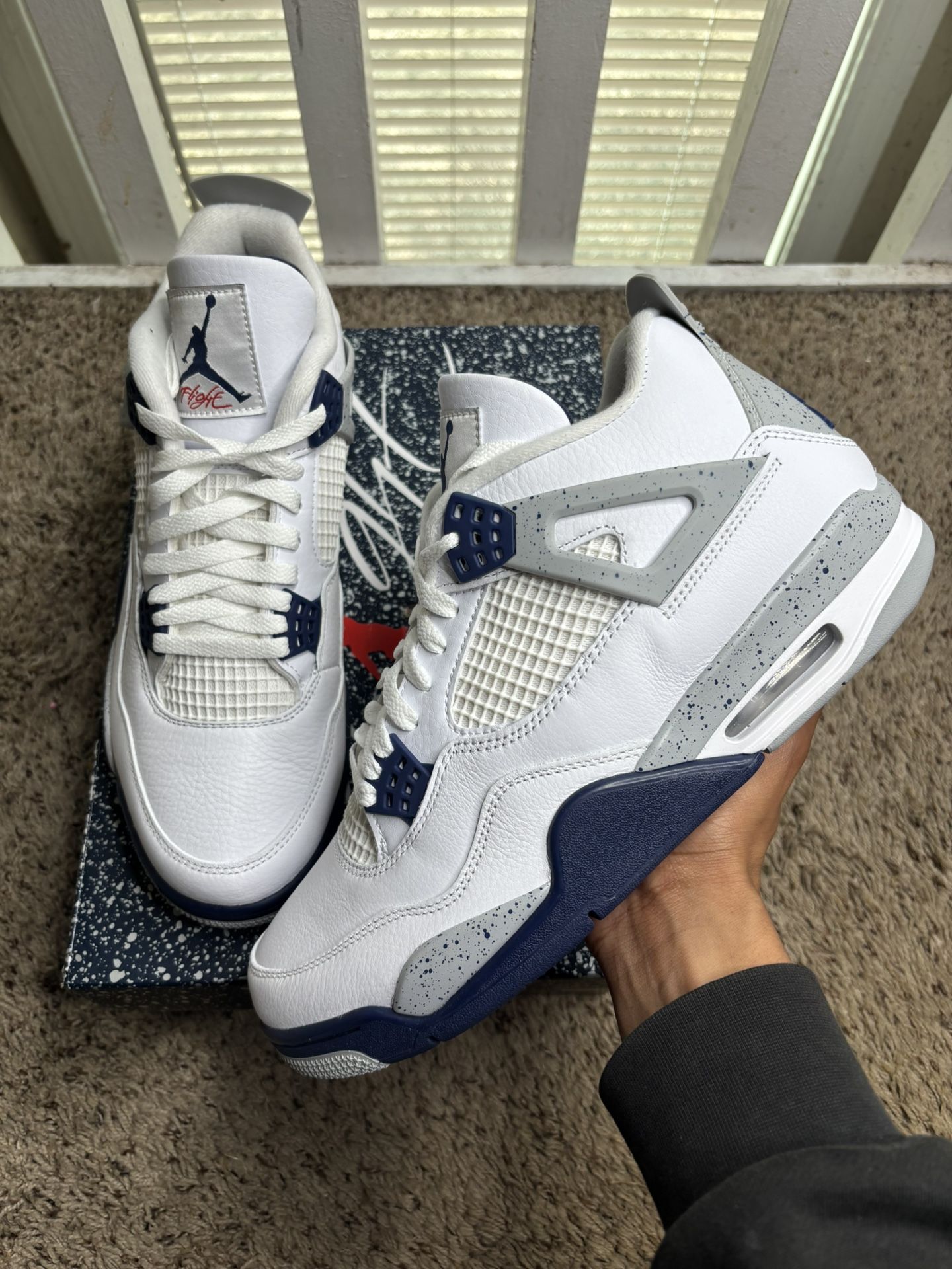 Air Jordan 4 Retro Midnight Navy