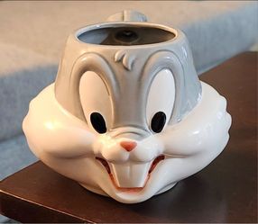 1992 Warner Brothers Bugs Bunny Ceramic 3D Figural Mug - Looney Tunes