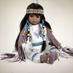 Porcelain  Paradise Galleries dolls- Moving I would like to sell these