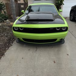 2015-2023 Dodge Challenger Demon Cowl Style Carbon Fiber Hood