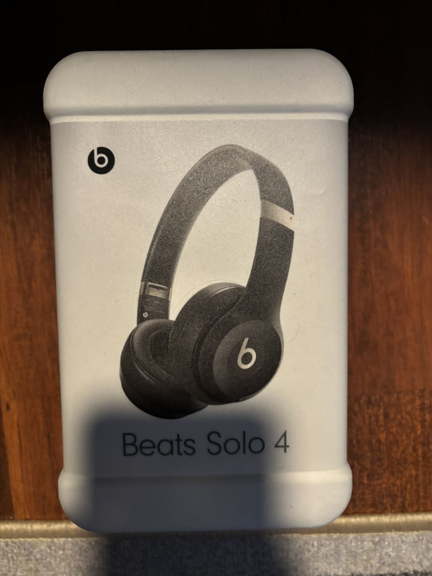 Beats Solo 4