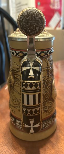 Vintage 1988 Avon “Indians Of The American Frontier” Stein
