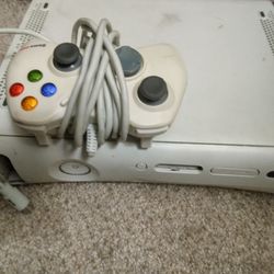 Xbox 360 20gb Pro With One Controller And Power Supply