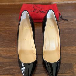Christian Louboutin Decollete 554 100 Patent