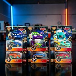 Disney Pixar Cars 2026 Race to Celebrate Light-Up Series Complete Set of 6