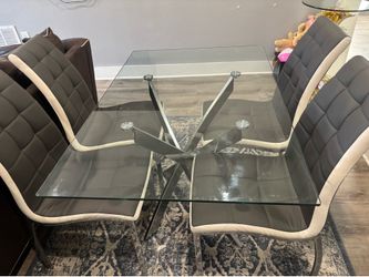 glass table for 4