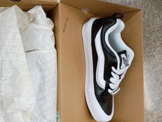 Black Vans Women Size 6
