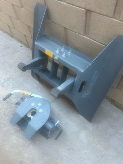 B&W 5th Wheel Hitch