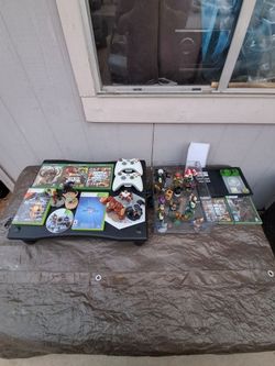 All kinds of video games in bulk