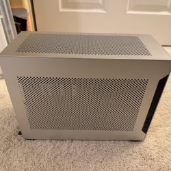 Lian Li A4 H20 Case