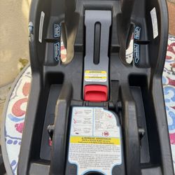 Graco Snug Ride Car Seat Base 