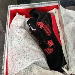 Jordan 4