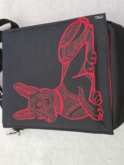 Tawi black shoulder bag (red xoloitzcuintli dog design)