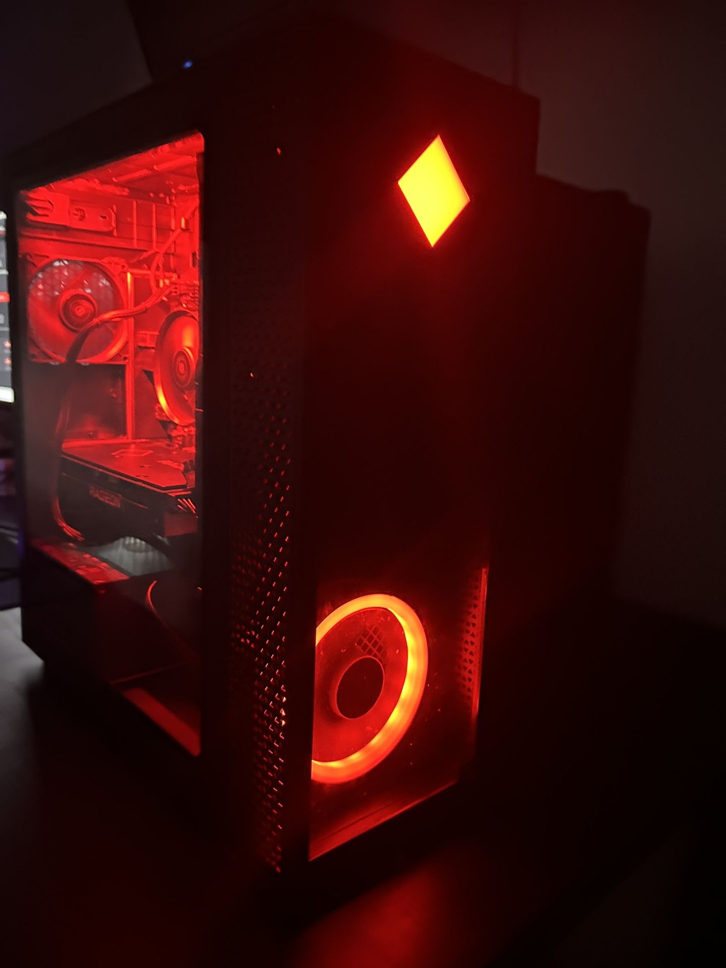 Omen 30L Gaming PC – RX 6600XT / Ryzen 5 / 16GB RAM / 1TB SSD