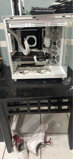 NZXT White Gaming PC Tower Build