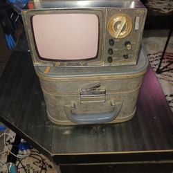 Sony PORTABLE TV