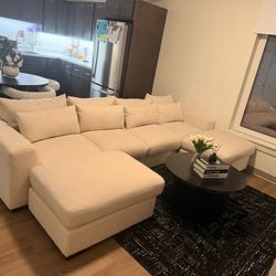 Nyerere 123.24 “ Upholstered Sectional 