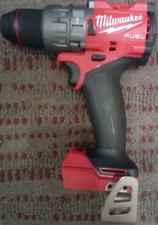 Milwaukee M18 Fuel 18V Cordless 1/2" Hammer Drill/Driver
