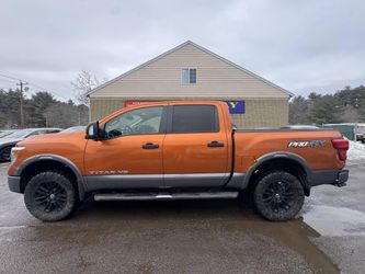 2019 Nissan TITAN