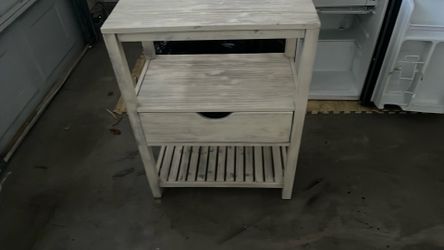 Free nightstand