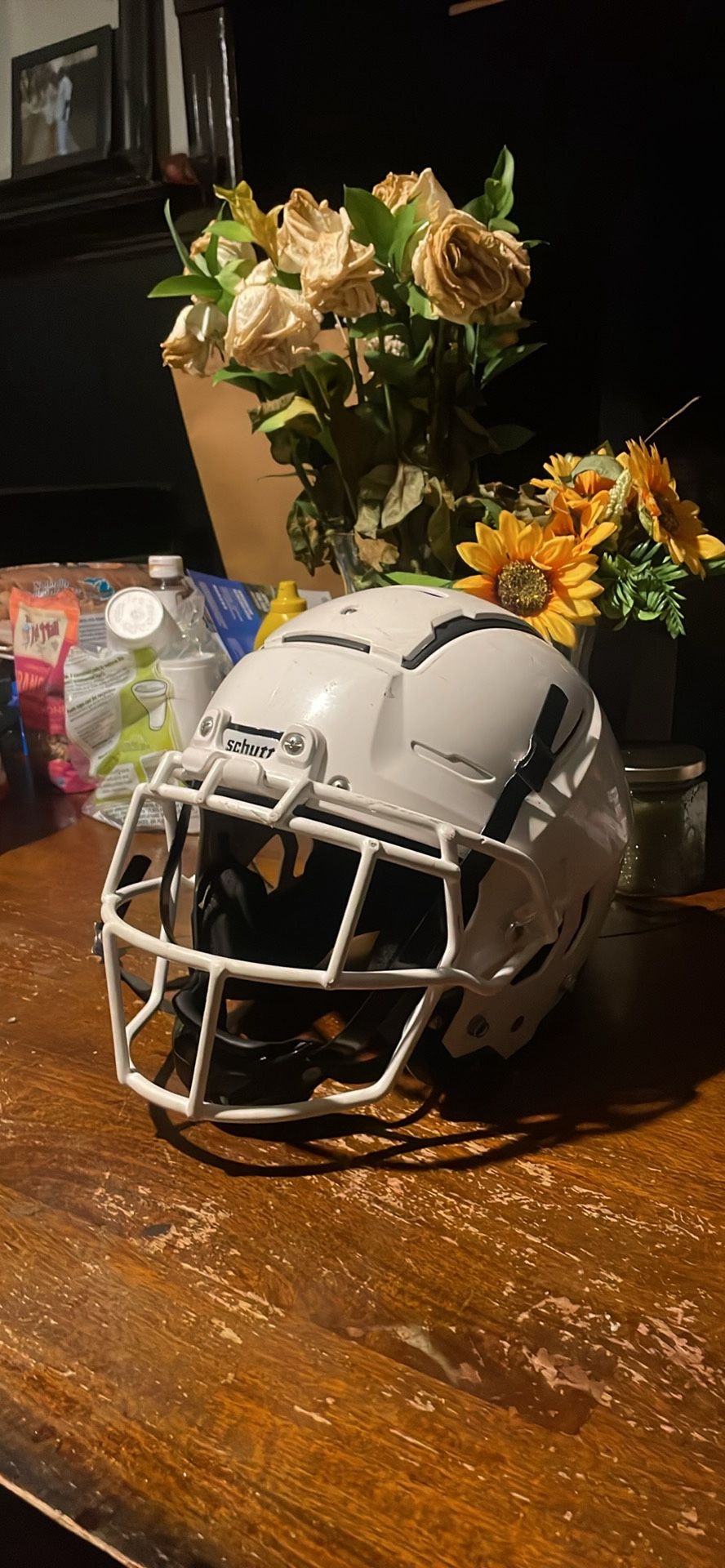 Schutt f7 Football helmet