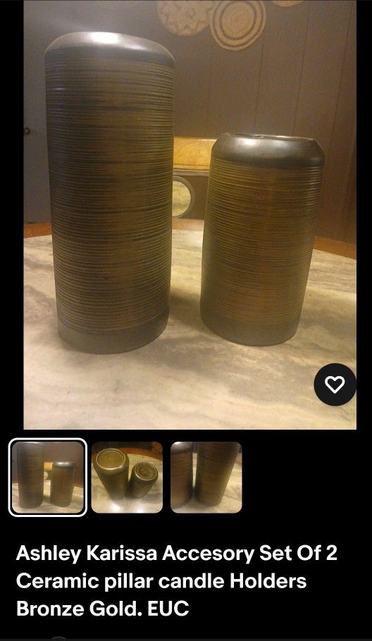 CANDLE HOLDERS RIBBED TEXTURE