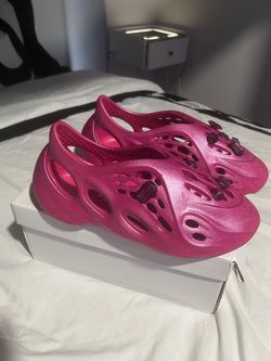 Fashion Nova Foams