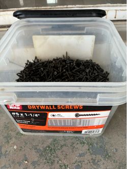Drywall screws