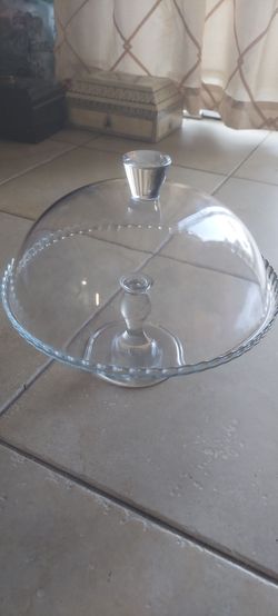 Pedestal Glass Dessert Tray