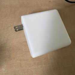 96W USB Type C Power Adapter
