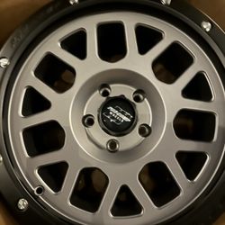 1 Wheel 17x9 