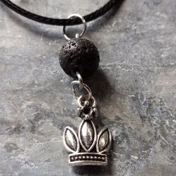 Crown Aromatherapy Necklace 