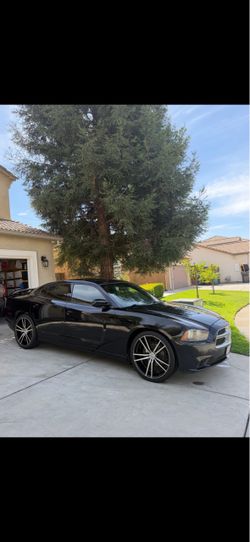 2013 DODGE CHARGER