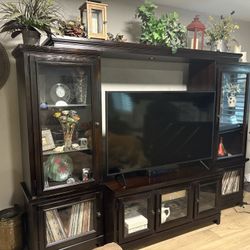 Furniture TV Entertainment Center