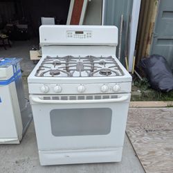GE GAS STOVE 