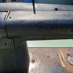 Singer sewing machine