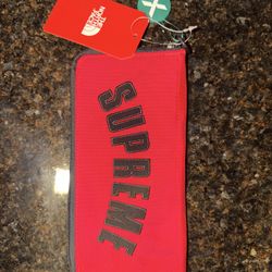 Supreme The North Face Arc Logo Organizer (RED) 