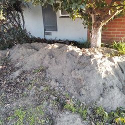 Free Dirt For Pickup