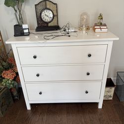 3 chest of drawers- HEMNES 3-drawer dresser