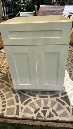 Bathroom vanity base 24”