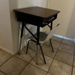 Small School Desk And Chair