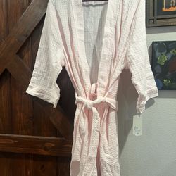 New Pink Women Bath Robe Size  XL 